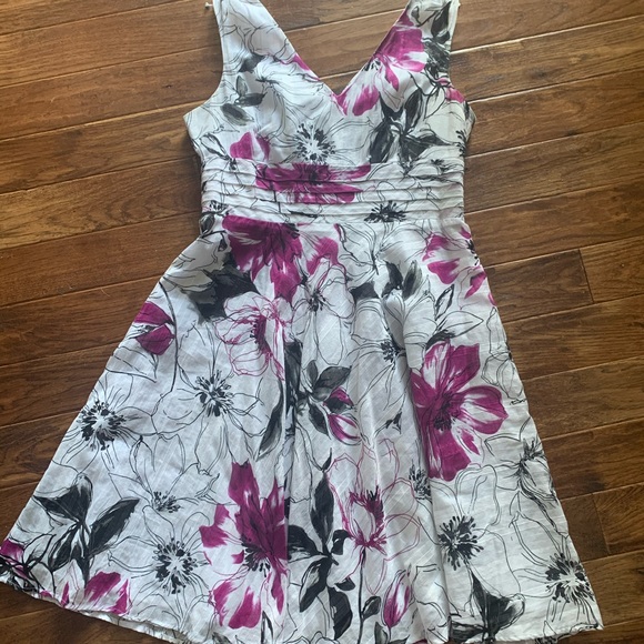 Robbie Bee summer formal dress - Picture 2 of 4